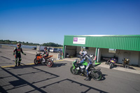 enduro-digital-images;event-digital-images;eventdigitalimages;mallory-park;mallory-park-photographs;mallory-park-trackday;mallory-park-trackday-photographs;no-limits-trackdays;peter-wileman-photography;racing-digital-images;trackday-digital-images;trackday-photos